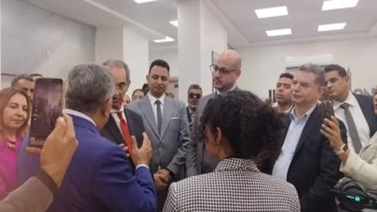 وزير الاتصالات يزور مقر القمم بالمنصورة لتعزيز جهود التحول الرقمي